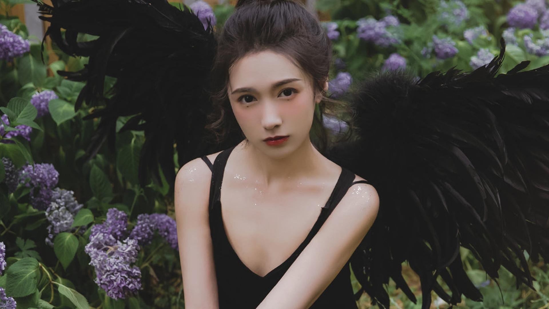 库里：用“每一球”讲述篮球的无限可能！，库里用的篮球是什么篮球