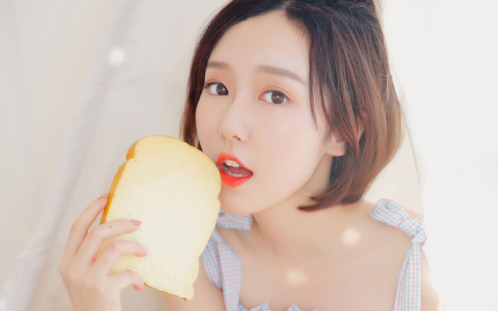 【本垒打的奥秘】如何准确击中高远球？技巧与规则解读，击打高远球最佳落点